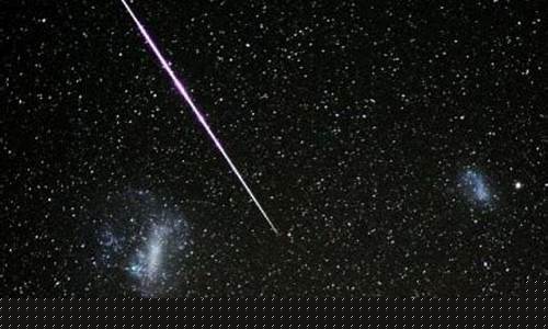 狮子座流星雨洒满天际是什么歌-歌词狮子座流星雨洒满天际